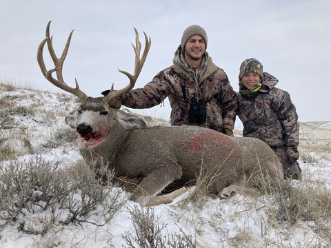 Missouri River Breaks Mule Deer Hunt by Boat